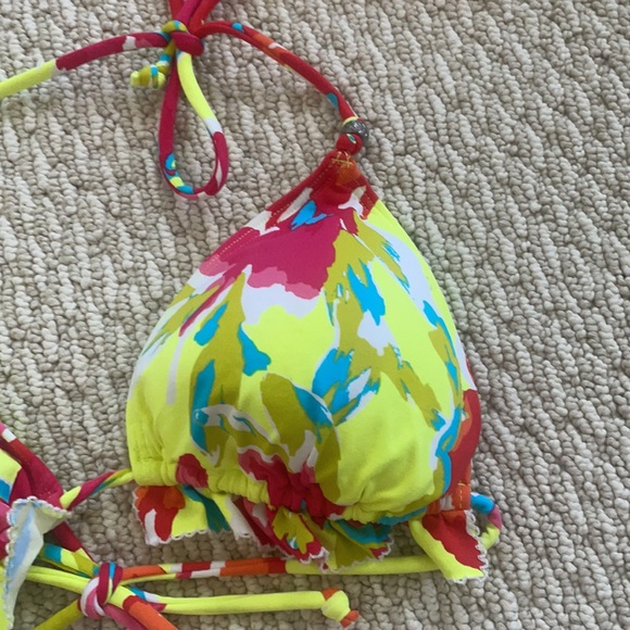 Abercrombie kids abstract triangle bikini top - Picture 3 of 4